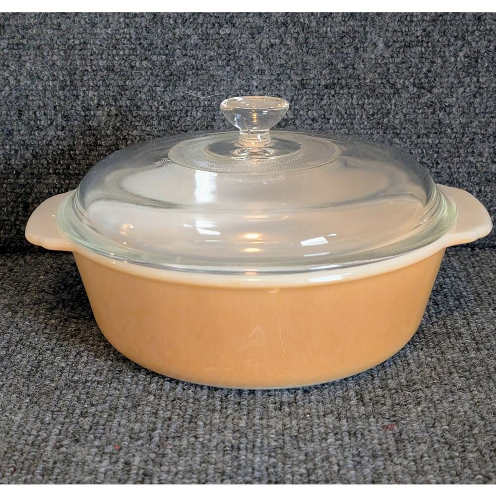 Vtg Anchor Hocking Fire King 447 Peach Lustre 1.5 Quart Casserole Dish W/ Lid